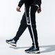 Férfi nadrágok NIKE NADRÁG AIR cj4838-010 szín: fekete