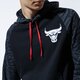 Férfi pulóver NEW ERA PULÓVER KAPUCNIS NBA PRINT PANEL HOODY CHIBUL BLK 12369773 szín: fekete