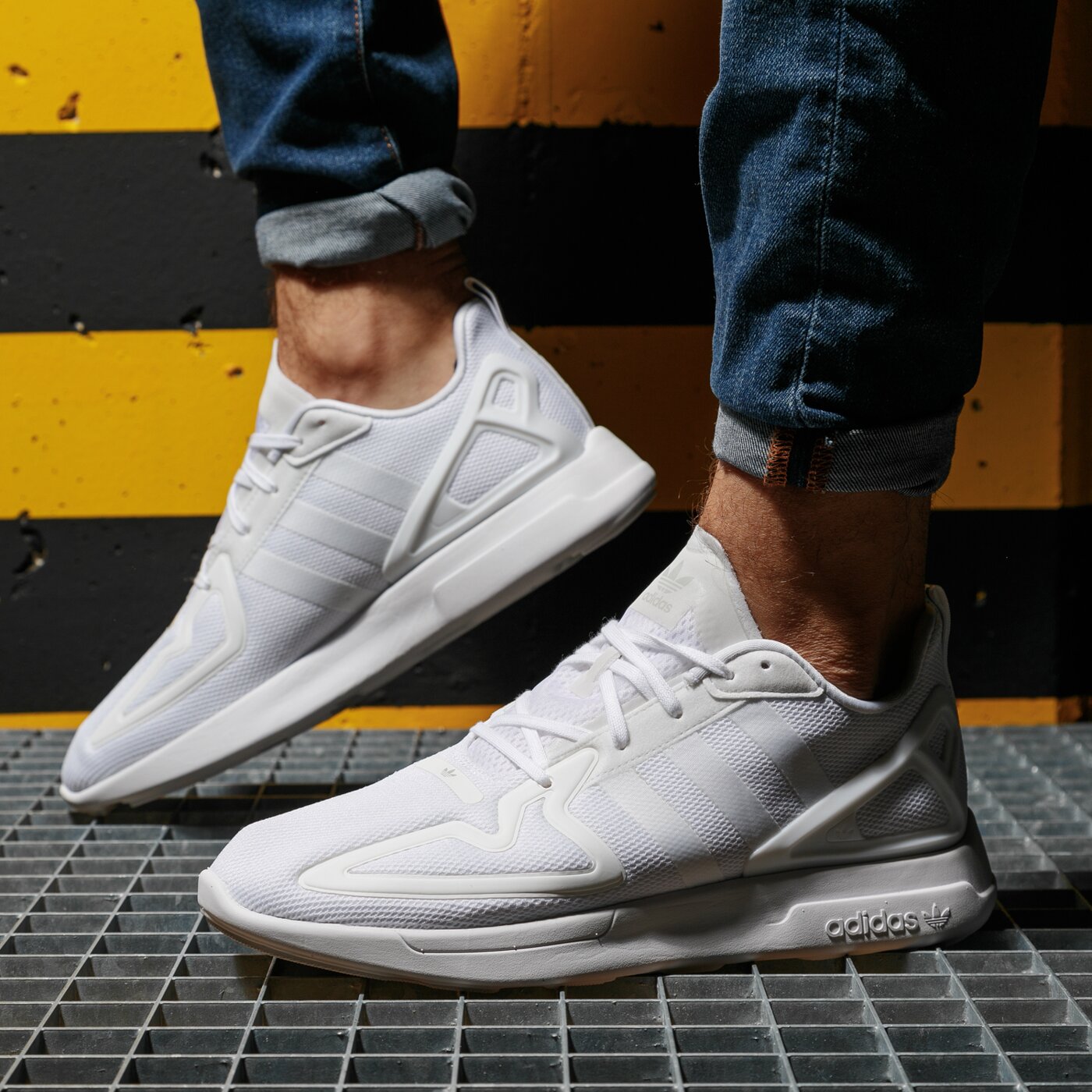 ADIDAS ZX 2K FLUX FV9972 ✓ FEKETE ✓ 31 990,00 Ft! Legendás Sportcipő ✓  Férfi Cipő adidas a ✪ Sizeer üzletben ✪
