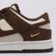 Női sportcipők NIKE WMNS DUNK LOW SE io4244-102 szín: barna