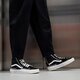 Férfi sportcipők VANS SK8-HI RECONSTRUCT vn0005uk6bt1 szín: fekete