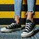 Női tornacipők CONVERSE CHUCK 70 162058c szín: fekete