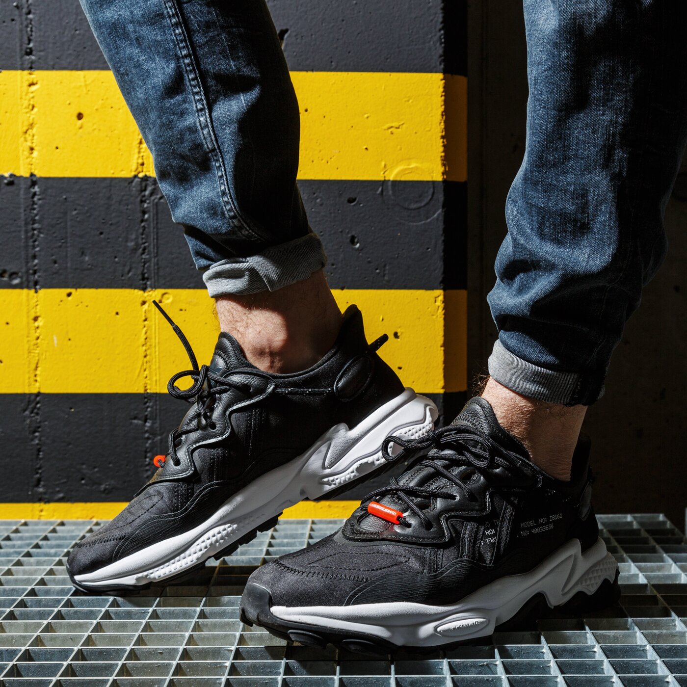 ADIDAS OZWEEGO TR EG8323 ✓ FEKETE ✓ 31 990,00 Ft! Legendás ADIDAS OZWEEGO TR EG8323 ✓ FEKETE ✓ 31 990,00 Ft! Legendás