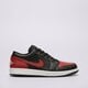 Férfi sportcipők AIR JORDAN 1 LOW  553558-067 szín: fekete