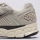 Női sportcipők NIKE W ZOOM VOMERO 5 NA fd0884-025 szín: szürke