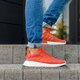 Férfi sportcipők ADIDAS NMD_R2 by9915 szín: narancssárga