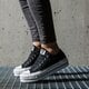 Női tornacipők CONVERSE CHUCK TAYLOR ALL STAR LIFT CANVAS LOW TOP  560250c szín: fekete