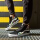 Férfi sportcipők VANS SK8-HI  vn0a4u3dwn71 szín: fekete