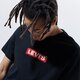 Férfi póló LEVI'S PÓLÓ BOXTAB GRAPHIC TEE 85785-0002 szín: fekete