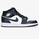 Gyerek sportcipők AIR JORDAN 1 MID  554725-411 szín: lila