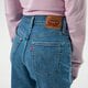 Női nadrágok LEVI'S NADRÁG HIGH WAISTED MOM JEAN 26986-0017 szín: kék