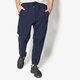 Férfi nadrágok NEW ERA NADRÁG WORLD HOOD JOGGER NEW ERA NIGHT SHIFT NAVY 11517691 szín: sötétkék