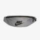 Női övtáska NIKE ÖVTÁSKA NK HERITAGE HIP PACK ba5750036 szín: szürke