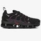 Férfi sportcipők NIKE AIR VAPORMAX PLUS 924453-021 szín: fekete