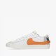 Férfi sportcipők NIKE BLAZER LOW '77 JUMBO dn2158-100 szín: fehér