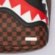 Női hátizsák SPRAYGROUND HÁTIZSÁK SAWTOOTH SHARKS IN PARIS 910b7200nsz szín: barna