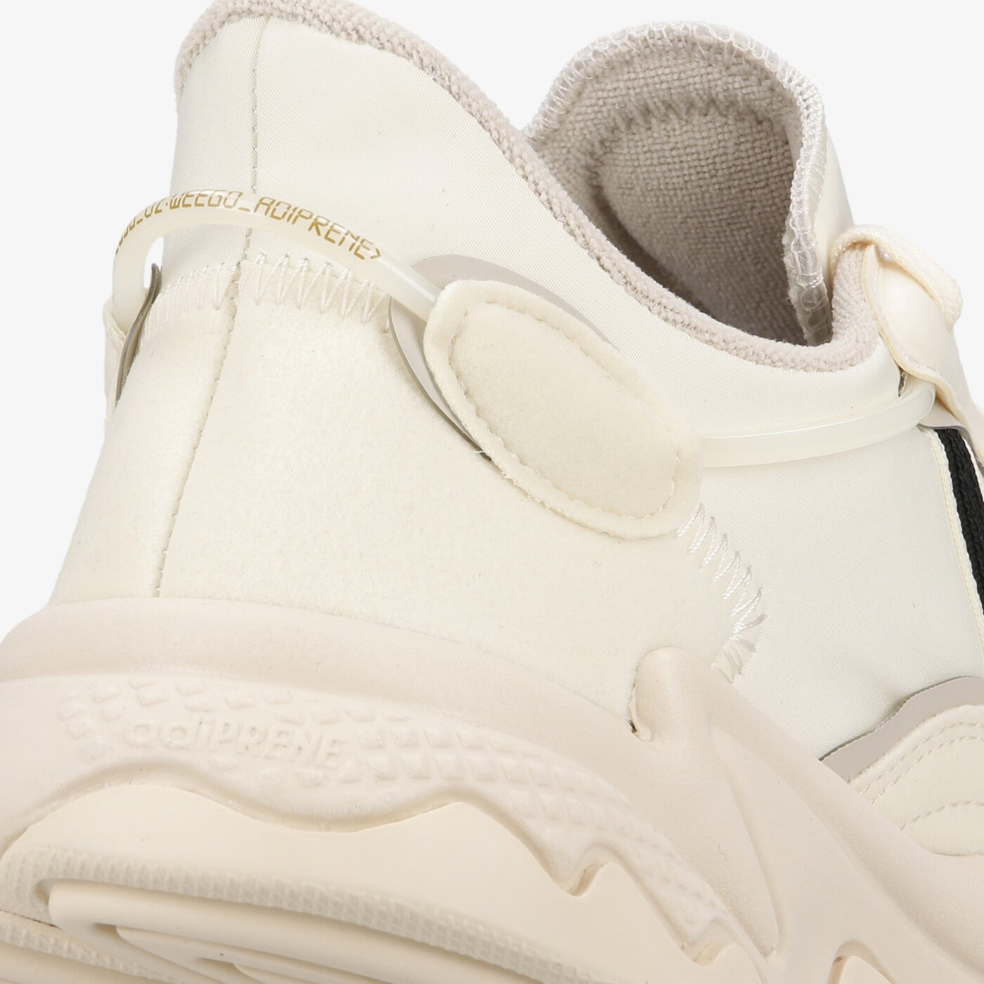 ADIDAS OZWEEGO H04242 ✓ FEHÉR ✓ 22 990,00 Ft! Legendás Sportcipő ✓ Férfi  Cipő adidas a ✪ Sizeer üzletben ✪
