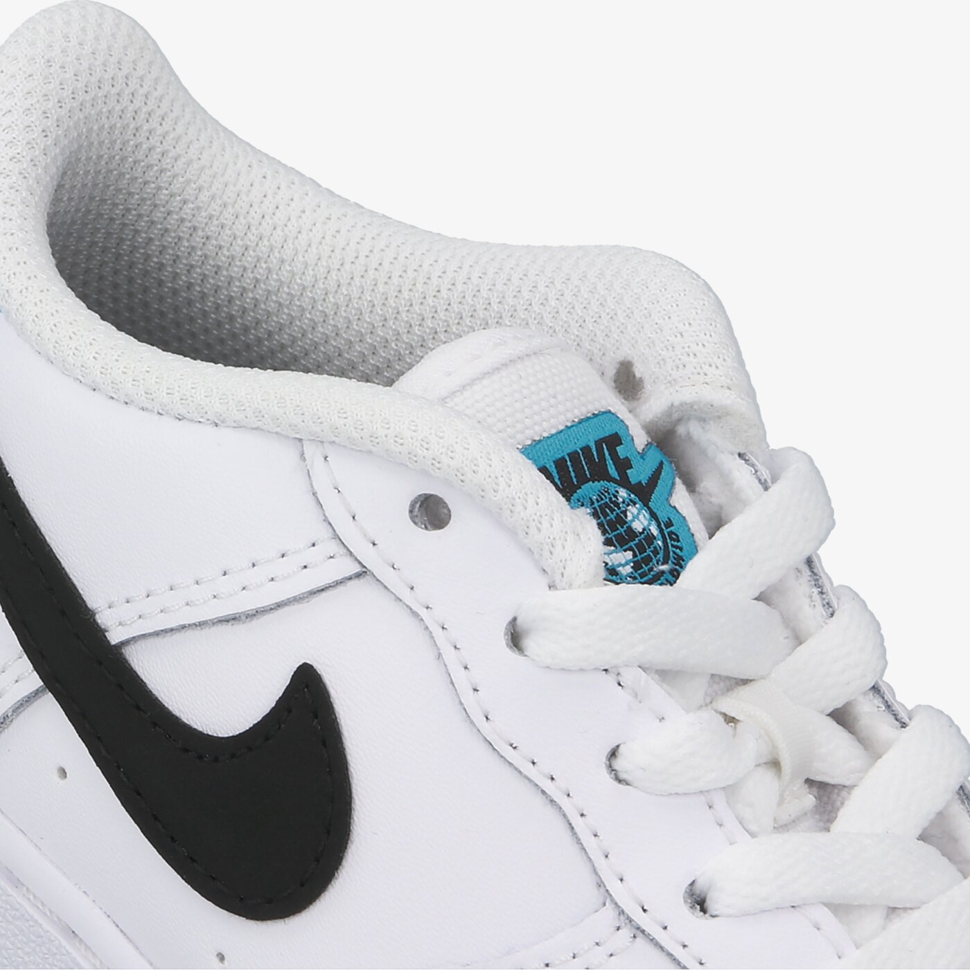NIKE FORCE 1 LV8 1 CN8541-100 ✓ FEHÉR ✓ 15 990,00 Ft! Legendás Sportcipő ✓  Gyerek Gyerekcipő Nike a ✪ Sizeer üzletben ✪