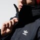Férfi télikabát ADIDAS KABÁT FUR PARKA PADDE ed5834 szín: fekete