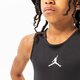 Gyerek póló JORDAN TOP JORDAN ESSENTIALS ACTIVE TOP G 45a855-023 szín: fekete