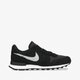 Női sportcipők NIKE W INTERNATIONALIST at0075-001 szín: fekete