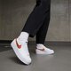 Női sportcipők NIKE W BLAZER LOW PLATFORM ESS dq7571-100 szín: fehér
