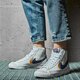 Gyerek sportcipők NIKE BLAZER MID '77 SE dd1847-102 szín: fehér