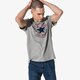 Férfi póló CONVERSE PÓLÓ SS CHUCK PATCH TEE 10007887-a03 szín: szürke