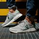 Férfi sportcipők ADIDAS NMD_R1 fv9152 szín: szürke