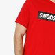 Férfi póló NIKE PÓLÓ SS M NSW TEE SWOOSH BMPR STKR ATHLETIC DEPARTMENT ar5027-657 szín: piros