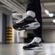 Gyerek sportcipők JORDAN AIR 200E (GS) dm9677-060 szín: fekete