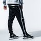 Férfi nadrágok NIKE NADRÁG AIR cj4838-011 szín: fekete
