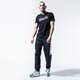 Férfi póló NIKE PÓLÓ M NSW SS TEE NIKE AIR 1 bv7637010 szín: fekete