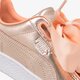 Női sportcipők PUMA BASKET HEART COP 36673003 szín: arany