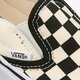 Női tornacipők VANS CLASSIC SLIP-ON vn000eyebww1 szín: fekete