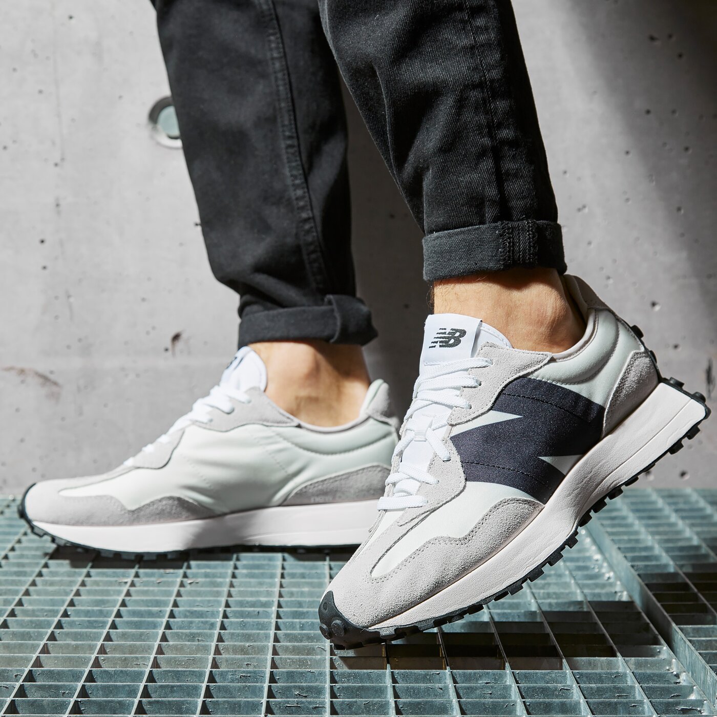 Férfi sportcipők NEW BALANCE 327  ms327fe szín: szürke