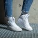 Gyerek sportcipők NIKE BLAZER MID '77 SE D dh8640-102 szín: fehér