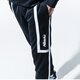 Férfi nadrágok NIKE NADRÁG AIR cj4838-010 szín: fekete