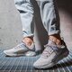 Férfi sportcipők NIKE REACT LIVE cv1772-002 szín: bézs