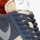Férfi sportcipők NIKE 70'S TYPE cj1156-400 szín: sötétkék
