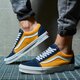 Férfi sportcipők VANS UA OLD SKOOL vn0a3wkt4pl1 szín: sötétkék