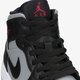 Férfi sportcipők AIR JORDAN 1 MID  554724-096 szín: szürke