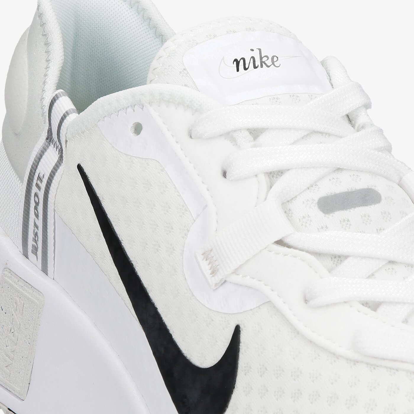 nike reposto men's white