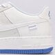 Gyerek sportcipők NIKE AIR FORCE 1 LV8 (GS) fb1844-111 szín: fehér