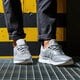 Férfi sportcipők NEW BALANCE CM997HZS  cm997hzs szín: szürke