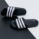 Gyerek papucs és szandálok ADIDAS ADILETTE SLIDES  f35556 szín: sötétkék