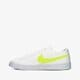 Gyerek sportcipők NIKE BLAZER LOW POP GG aq5604-101 szín: fehér