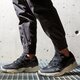 Férfi sportcipők ADIDAS YUNG-96 ee7245 szín: szürke
