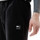 Férfi rövidnadrágok CONFRONT RÖVIDNADRÁG BASIC SHORTS BLK cf121szm15001 szín: fekete