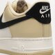 Férfi sportcipők NIKE AIR FORCE 1 '07 LX dv7186-700 szín: bézs